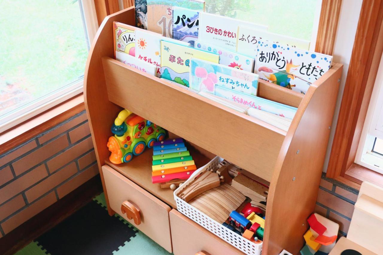 Family Pension Crayon Fujikawaguchiko Extérieur photo